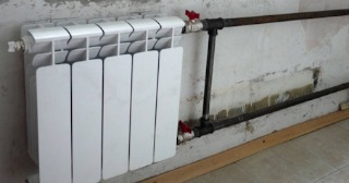 Установка биметаллических радиаторов отопления в квартире в Новокубанске - от 2031 руб.